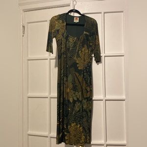 Green pattern dress